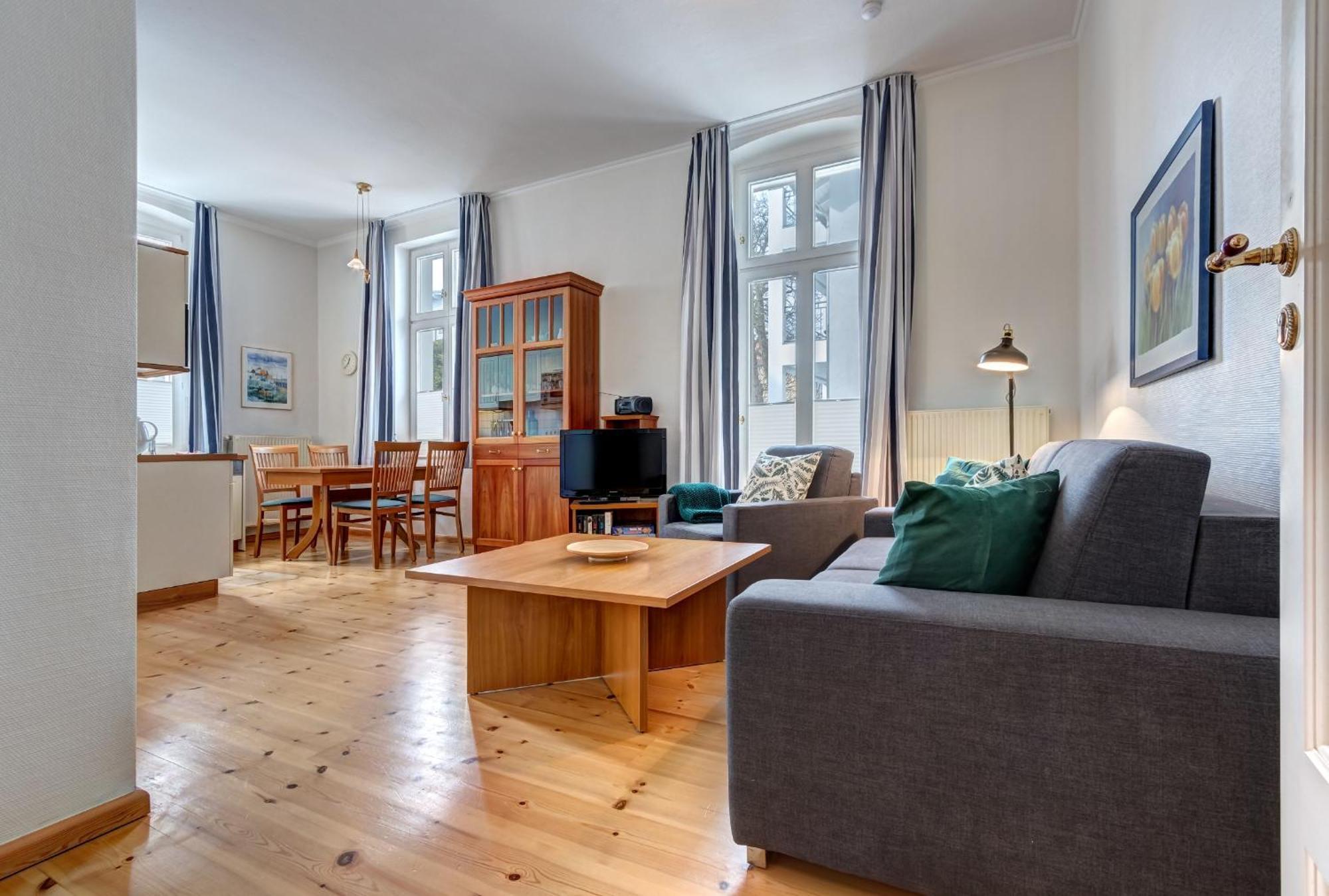 Villa Ahlbeck - Ferienwohnung Kuehlungsborn Heringsdorf  Exteriér fotografie